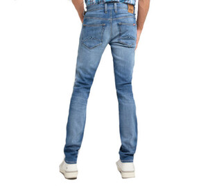 Vaquero Jeans hombre Mustang Oregon Tapered   1009548-5000-743